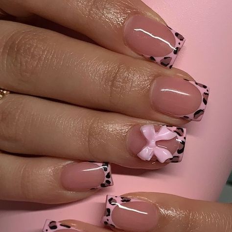 @nessaawxo 💖 | Licensed Cosmetologist on Instagram: "I loveeee animal print 🐆💞  These are her natural nails w acrylic to keep them strong & healthy ✨   July books are open! Don’t forget to book ahead 🎀  𝘤𝘭𝘪𝘤𝘬 𝘵𝘩𝘦 “𝘣𝘰𝘰𝘬 𝘯𝘰𝘸” 𝘣𝘶𝘵𝘵𝘰𝘯 𝘰𝘯 𝘮𝘺 𝘱𝘢𝘨𝘦 𝘵𝘰 𝘣𝘰𝘰𝘬 𝘸𝘪𝘵𝘩 𝘮𝘦 💌  #dynamicnailsupply #acrylicoverlay #squareshape #instagramnails #diamondnails #fyp #charms #coquetteaesthetic #shortnails #baddienails #explorepage #nailtrends #trendynails #nessanailz #liberalksnails #liberalksnailtech #hugotonksnails #hugotonksnailtech #pink #pinkacrylicnails #squarenailshape #animalprintnails #pinkfrench #prettynails #animalprint #cheetah #cheetahprintnails" Short Nail Designs Lepord Print, Short Nail Designs Animal Print, Cheetah Acrylic Nail Designs, Short French Tip Acrylic Nails Halloween, Long Cheetah Print Nails, Short Nails Cheetah Print, Cute Nails Short Fall, Pink Cheetah French Tip Nails, Pink And Brown Cheetah Nails