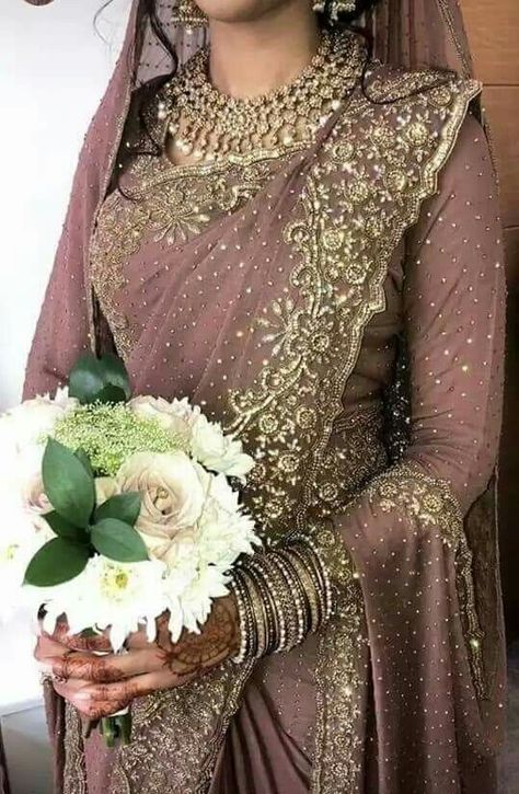 Hilarious Dogs, Seema Gujral, Frock Designs, Desi Wedding Dresses, Asian Bridal Dresses, Latest Bridal Dresses, Long Frock, Fancy Sarees Party Wear, Pakistani Wedding Outfits