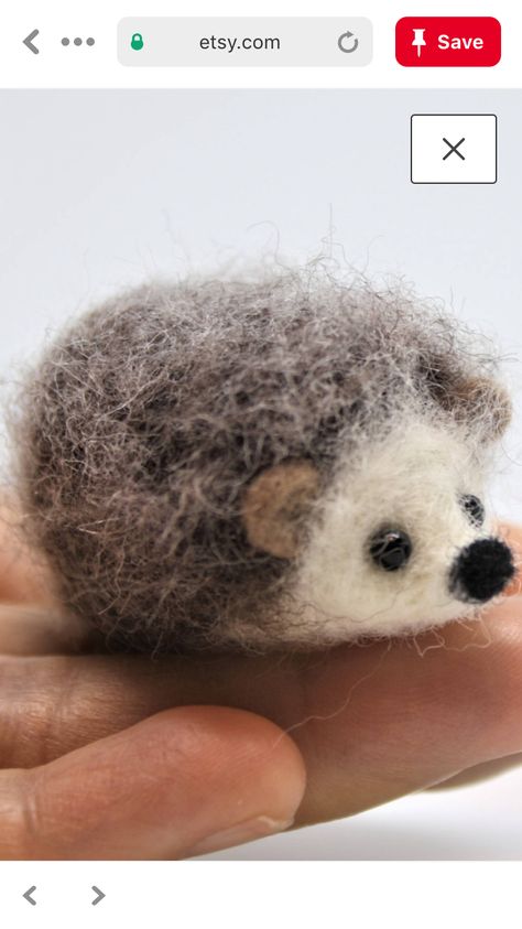 Needle Felted Hedgehog Tutorial, Needle Felted Dolphin, Easy Felted Animals, Needle Felt Elephant, Needle Felt Beginner, Felting Animals Easy, Easy Needle Felting Ideas For Beginners, Needle Felted Hedgehog, Felting Ideas Easy