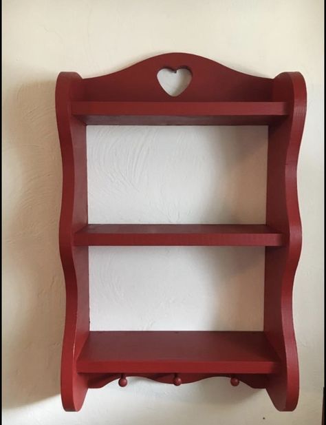 Vintage wood shelf painted in @anniesloanhome primer red Pink Room With Wood Furniture, Red Vintage Living Room, Red Vintage Decor, Cute Vintage Decor, Red Vintage Room Aesthetic, Cute Vintage Room Decor, Thrifted House Decor, Red Vintage Room, Y2k House Decor