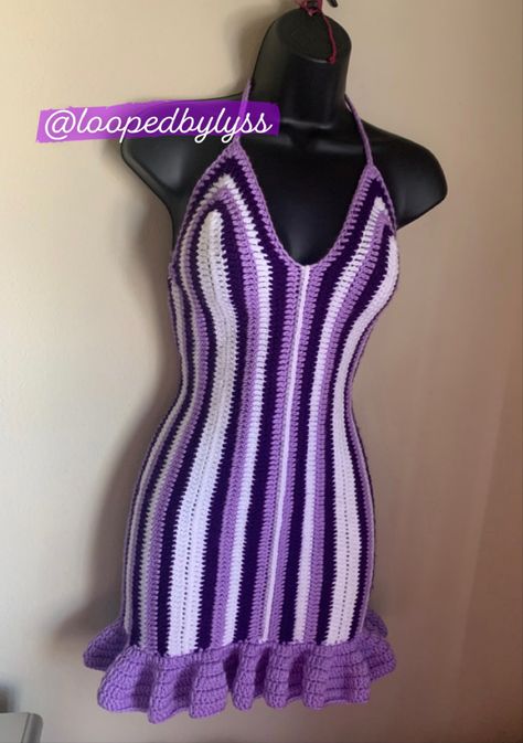 Purple Crochet Dress, Crotchet Fits, Crochet Outfits, Crochet Styles, Crochet Bathing Suits, Crochet Beach Dress, Crochet Top Outfit, Diy Crochet Bag, Mode Crochet