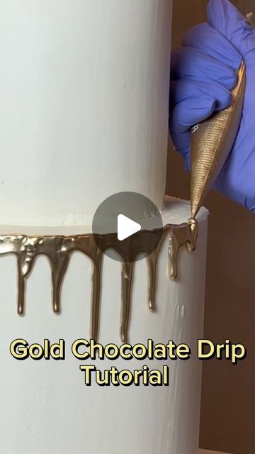 Patisserie, Cake Decorating Designs For Men, How To Do Gold Drip On Cake, Gold Drip Wedding Cake, Gold Drip Recipe For Cake, Chocolate Cake With Gold Drip, Chocolate Cake With Gold Leaf, Gold Cake Drip Tutorial, Chocolate Covered Strawberries On Cake