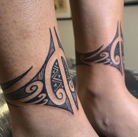 Maori Tamoko Ankle, Pikorua Tattoo, Tamoko Women Maori Tattoos, Maori Tamoko, Ankle Cuff Tattoo, Cultural Tattoos, Ta Moko Tattoo, Polynesian Tattoos Women, Cuff Tattoo