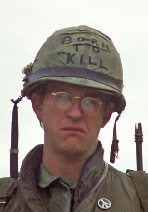 Matthew Modine, Kare Kare, Metal Jacket, Full Metal Jacket, Movie Shots, Film Inspiration, Stanley Kubrick, Full Metal, Film Stills