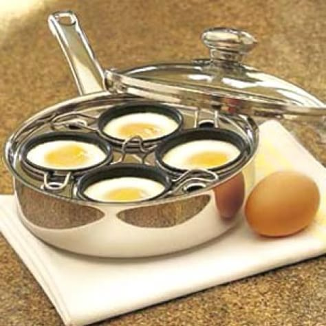 Poached Eggs Poached Eggs Breakfast, Cooking Poached Eggs, Egg Poacher Pan, Egg Poaching, Easy Poached Eggs, William Sonoma Recipes, Poached Egg Recipe, How To Make A Poached Egg, Perfect Poached Eggs