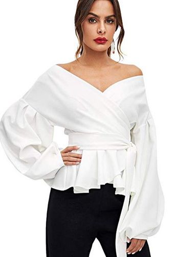 The Super Flattering Wrap Top You Should Buy Immediately At Amazon While It’s $35 & Still In Stock!   - SHEfinds Blouse Peplum, Balloon Sleeve Shirt, Lantern Sleeved Blouses, Bow Shirts, Blouse Material, Peplum Blouse, Solid Color Shirt, Lantern Sleeve, Fashion Mode