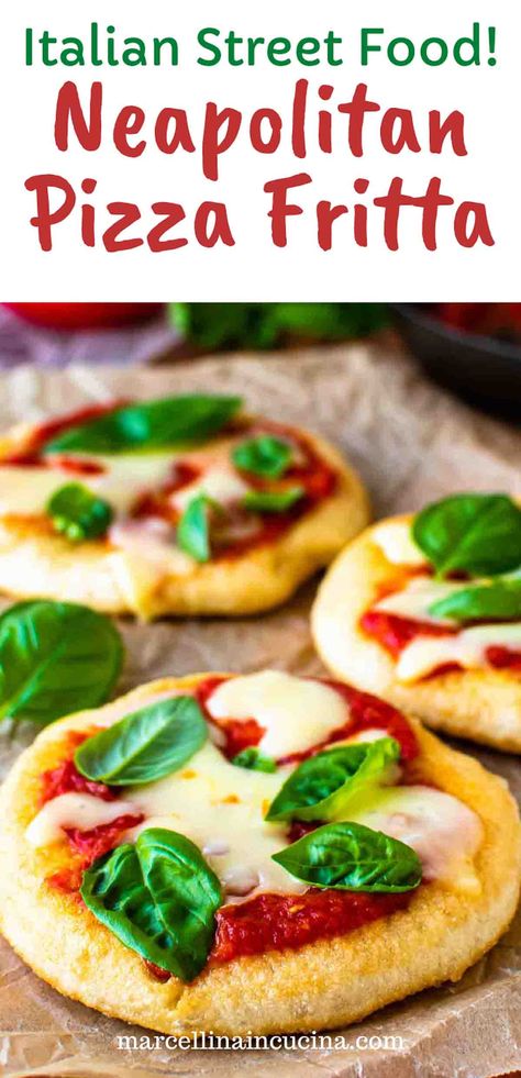 Pizza Fritta Recipe Antipasto Recipes, Italian Street Food, Pizza Fritta, Pizza Fries, Italian Street, Classic Pizza, Homemade Pizza Dough, Main Course Recipes, Pizza Toppings