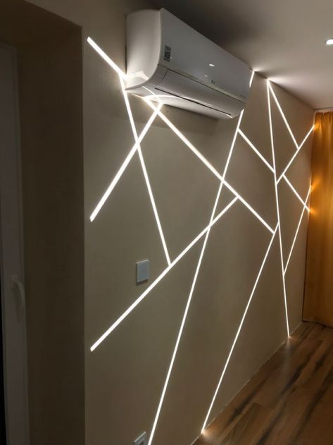 Profile Light Wall Design For Bedroom, Led Profile Lighting Design Wall, Bedroom Ceiling Color, Ceiling Ideas Bedroom Aesthetic, Luxury Bedroom Ceiling, Ceiling Ideas Bedroom, Bedroom Lighting Ideas Ceiling, Minimalist Bedroom Ceiling, Ceiling Styles