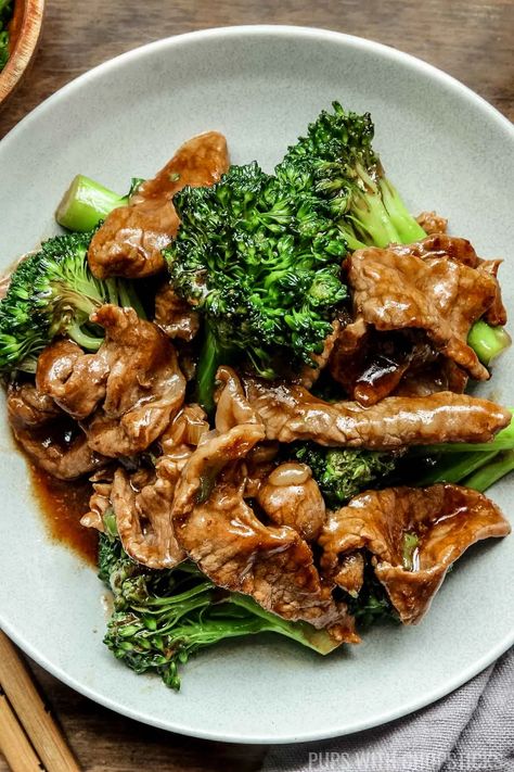 This beef and broccoli recipe is made with marinated beef slices beautifully balanced by the tender crunch of the broccoli and delicious Chinese brown stir fry sauce. It's a simple yet satisfying dish that's perfect for a family dinner or a casual get-together. Asian Chicken Recipes Easy, Vietnamese Lemongrass Chicken, Lemongrass Chicken Recipe, Takeout Recipes, Beef And Broccoli Recipe, Lemongrass Chicken, Restaurant Style Recipes, Authentic Asian Recipes, Asian Chicken Recipes