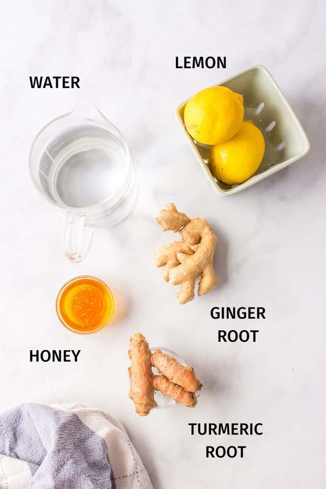 Ginger Lemon Tea Recipe, Ginger Tumeric Tea, Lemon Ginger Turmeric Tea, Turmeric Detox Drink, Ginger Turmeric Tea, Lemon Ginger Turmeric, Ginger Lemon Tea, Ginger Tea Benefits, Turmeric Tea Recipe