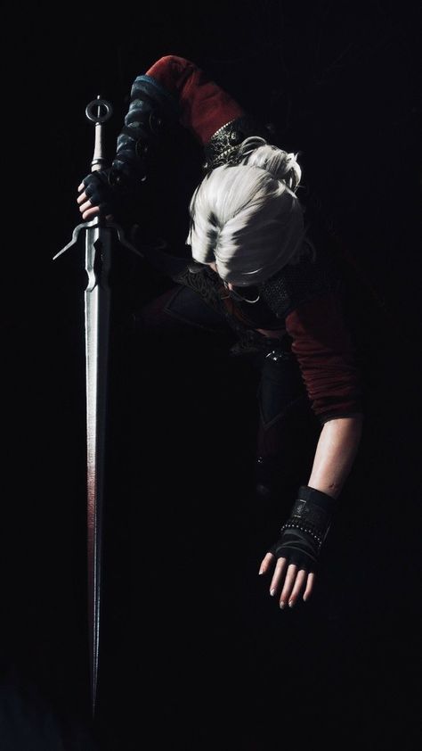 Witcher Ciri Aesthetic, The Witcher Ciri Wallpaper, Witcher Astethic, The Witcher Aesthetic Wallpaper, Ciri Witcher Aesthetic, Witcher 3 Swords, Ciri Witcher Art, Witcher 3 Aesthetic, The Witcher 3 Wallpapers