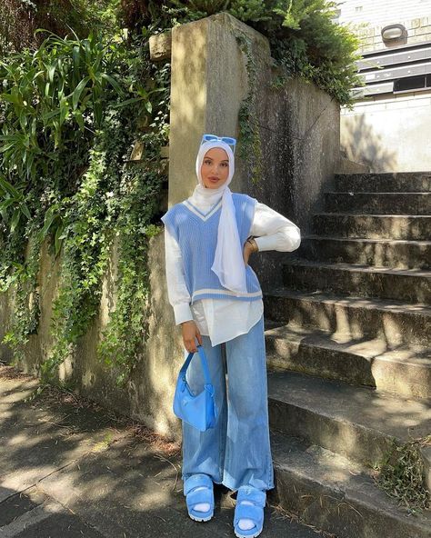 Cute Halal Outfits, Halal Outfits, Hijabi Streetwear, Hijabi Fashion Summer, Abaya Ideas, Hijab Trend, Aesthetics Outfits, Hijab Fashion Summer, Hijabi Fits