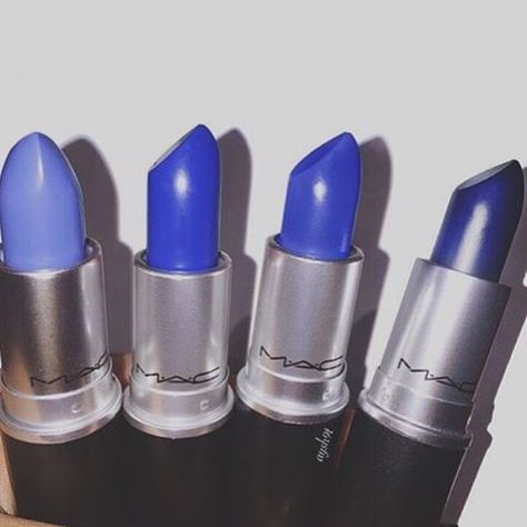 Which one? Blue Lipstick Aesthetic, Alternative Beauty, Aesthetic Cosmetics, Bad Boys Blue, Mcbling Fashion, Dream Makeup, Blue Lipstick, Lipstick Tube, Blue Pictures