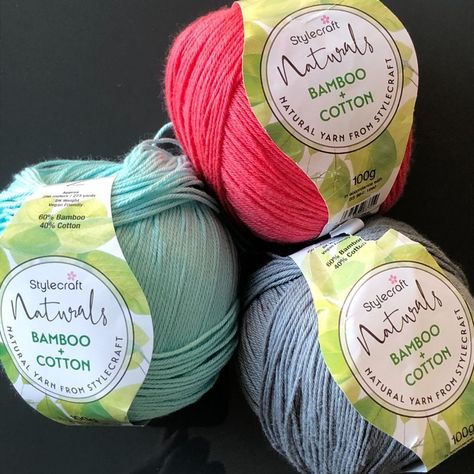 Are you looking for summer yarns with natural fibres? Stylecraft Naturals Bamboo Cotton DK is a bamboo cotton blend yarn that was added to the Stylecraft Summer Yarn, Bamboo Yarn, Spring Scarves, Rainbow Loom Bracelets, Puff Stitch, Dk Weight Yarn, Summer Patterns, What To Make, Rainbow Loom