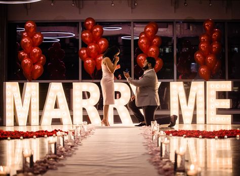 Marry Me Letters, Letters With Lights, Large Light Up Letters, Wedding Proposal Ideas Engagement, Surprise Proposal Pictures, Best Marriage Proposals, Cute Proposal Ideas, Marry Me Chicken Recipe, Marriage Box