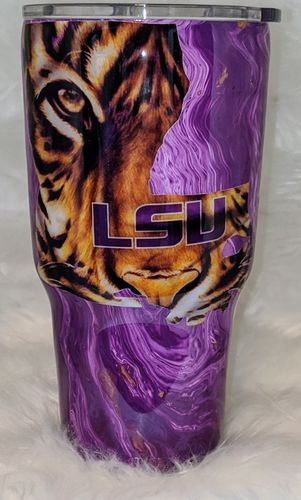 Lsu Tumbler Cups For Men, Lsu Tumbler Cups, Lsu Tumbler Ideas, Lsu Tumbler, Football Tumbler Ideas, Tumblers Ideas, Tumbler Inspiration, Cup Decals, Epoxy Cups