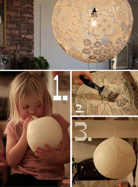 comment fabriquer un abat-jour original en napperon au crochet Doily Lamp, Abat-jour Diy, Lace Lamp, Diy Luminaire, Shabby Chic Wedding Decor, Lace Lanterns, Lampe Diy, Diy Light Fixtures, Diy Lampe