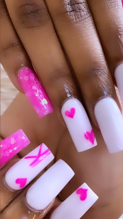 White Nails With K Initial, K Nail Initial, Pink And White Nails With Initial, Nail Ideas For Starters, White Nails With K Initials Acrylic, Pink And White Nails Y2k, Acrylic Nails With A K Initial, Acrylic Nails Inspo Coffin, Letter Nail Designs Initials Short