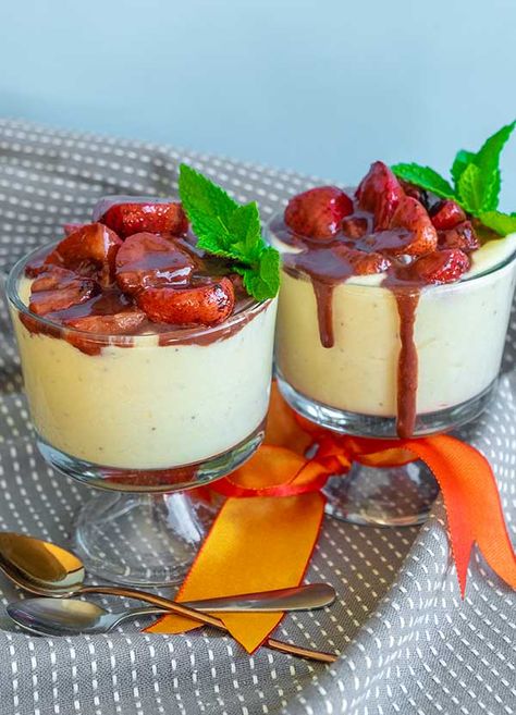 Strawberry Mousse Recipe, Banana Mousse, Ripe Banana Recipe, Vanilla Chia Pudding, Banana Dessert Recipes, Grain Free Desserts, Decadent Chocolate Desserts, Yummy Desserts Easy, Paleo Recipe