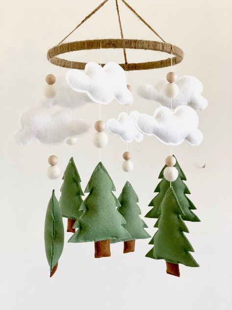 Camping Nursery Theme, Tree Mobile, Green Nursery Boy, Camping Nursery, Nature Themed Nursery, Bear Mobile, Woodland Tree, Natural Nursery, Deer Baby