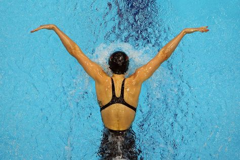 Swimming Butterfly #swim #perfection #fitness #compete #athletes Swimming, Swimming Butterfly, Hannah Miley, Butterfly Swimming, Swimming Gear, Sport Swimwear, London Photos, Great Britain, Pool Float