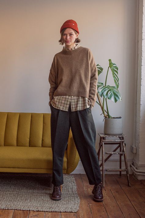 Japanese Minimalist Fashion, Home Wear Women, Trouser Outfit, Formal Fashion, Look Formal, Quirky Fashion, Wool Clothing, Home Wear, Wool Trousers