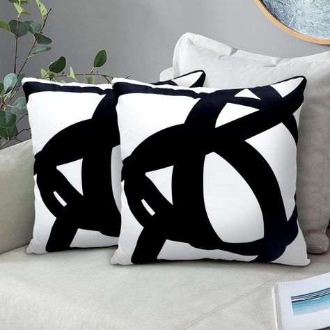 Home Decor Hooks, Boho Pillow Covers, Black And White Living Room, Garden Pillows, Cozy Throws, Sofa Couch Bed, Home Outdoor, Decorative Pillow Cases, Boho Pillow