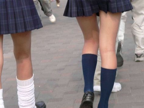 Boarding School Aesthetic, Gallagher Girls, Three Girls, Under Your Spell, School Uniforms, Rory Gilmore, Boarding School, American Beauty, Private School