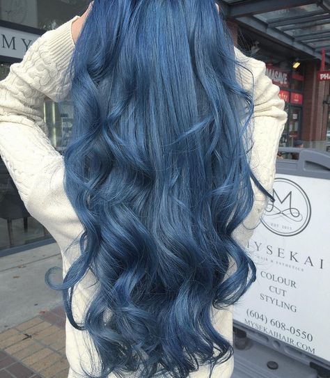 Dark Blue Hair, Hair Instagram, Pretty Hair Color, Hair Color Blue, Pastel Hair, Dye My Hair, Hair Dye Colors, Hair Inspiration Color, Hair Inspo Color