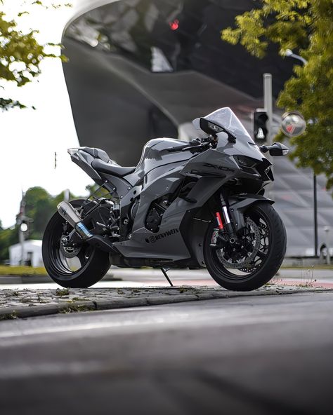 Kawasaki Ninja H2r Black Aesthetic, Kawasaki Ninja Zx-10r, Zx6r Wallpaper, Ninja Superbike, Ninja 650 Kawasaki, Zx10r Wallpaper 4k, Kawasaki Ninja Bike, Motor Cafe Racer, Kawasaki Bike