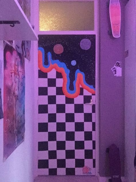 Aesthetic Things To Paint, Painted Bedroom Doors, Bedroom Art Painting, Things To Paint, Gold Bedroom Decor, Trippy Drawings, Trippy Painting, Hippie Painting, Cute Canvas Paintings