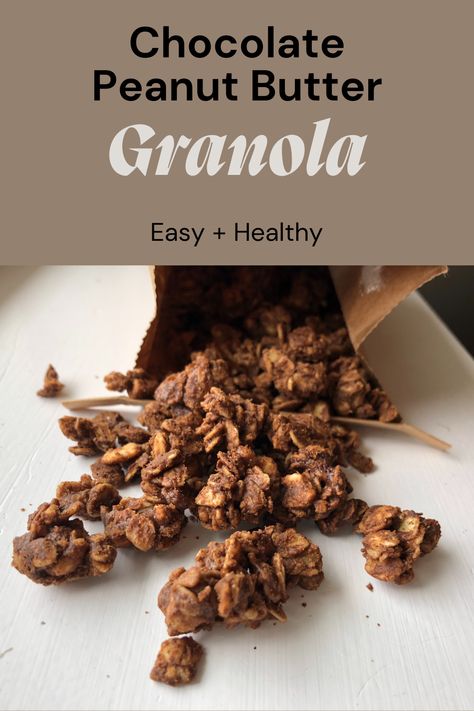 Chocolate peanut butter granola Protein Granola Recipe, Low Calorie Peanut Butter, Chocolate Peanut Butter Granola, Peanut Butter Granola Recipe, Vegan Granola Recipe, Chocolate Granola Recipe, Office Treats, Healthy Granola Recipe, Granola Chocolate