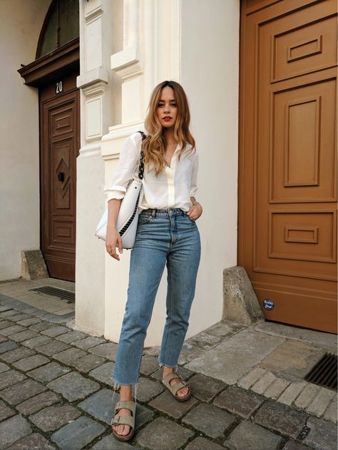 Burken Stocks Outfit, Birkenstock Outfit Spring, Birkenstock Outfit Women, Birkenstock Street Style, Women Birkenstock, Birkenstock Boston Outfit, Birks Outfit, Clogs Birkenstock, Boston Outfits