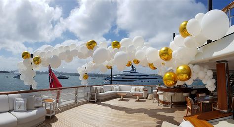 This beautiful organic installation was installed in 35 degree heat on a gigantic super yacht. Just stunning. www.balloons.net.au Yacht Party Balloons, Yacht Balloon Decoration, Organic Installation, Yacht Decorating Ideas, Yacht Birthday Party, Yacht Wedding Reception, Exhibit Design Inspiration, Balloons Decor, Flying Balloon