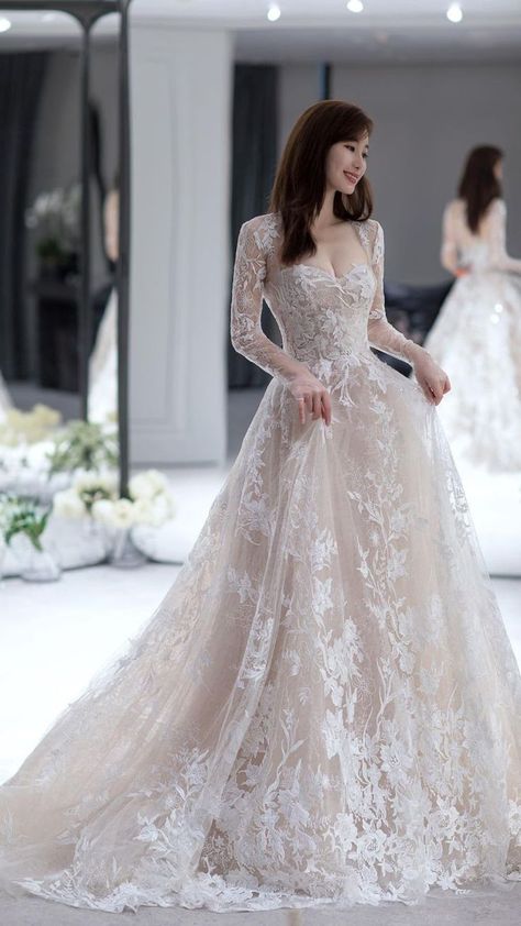 Aesthetic lace wedding dress inspo laceweddinggown elegantbride weddinginspo Wedding Dresses For Asian Brides, Simple Wedding Dress Western, Winter Bride Dress Wedding, Long Sleeve Wedding Dress Ball Gown Princesses Bridal Collection, Italian Wedding Dress Romantic, Trendy Wedding Dresses 2023, Simple Elegant Wedding Dress Lace Vintage Classy, Wedding Dresses Christian, Christian Wedding Dress Gowns