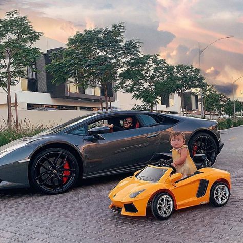 656 Likes, 14 Comments - ⚜️ Toys of Millionaires ⚜️ (@toysofmillionaires) on Instagram: “Ready for the race 🥇😉 Tag someone that needs to see this! 😍 ◾Follow @toysofmillionaires for more…” Luxury Lifestyle Rich Life, Dad Aesthetic, Rich Cars, Dubai Aesthetic, Luxurious Cars, Rich Family, Rich Lifestyle, Super Luxury Cars, Mens Luxury Fashion