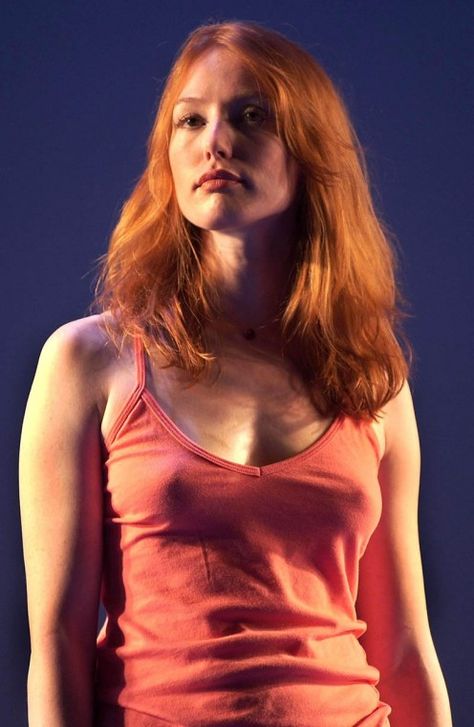 Alicia Witt Red Headed Actresses, Ginger Actresses, Red Headed League, Alicia Witt, Bad Dresses, Celebrity Prints, Pretty Redhead, Red Haired Beauty, Redhead Beauty