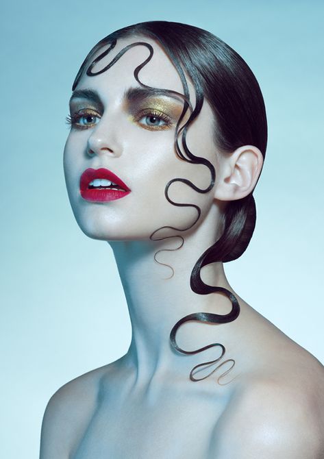 photography: Joanna Kustra Stil Rock, Editorial Make-up, Avant Garde Hair, Editorial Hair, Beauty Shoot, Make Up Looks, Beauty Shots, Makeup Photography, Editorial Makeup