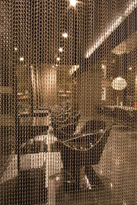 Metal Chain Curtain, Luxe Room, Chain Curtain, Curtain Divider, Hair Expo, Hair Dressers, Salon Design Ideas, Hair Salon Design, Hair Salon Interior