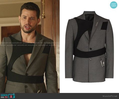 Sam’s grey blazer with black harness on Dynasty. Outfit Details: https://wornontv.net/290491/ Harness Over Blazer, Men’s Tailored Suit, Blazer With Harness, Men’s Suit Fashion, Men Corset Outfit, Cool Blazers, Stylish Suits For Men, Black Men Casual Style, Mens Tailoring