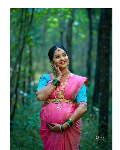 Srimantham Stills Photo, Baby Shower Ideas Photoshoot, Sreemantham Stills, Baby Shower Poses Mom, Baby Shower Photography Poses Indian, Seemantham Poses, Seemantham Photos, Puberty Poses, Baby Shower Poses