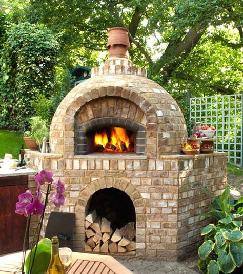 Brick Pizza Oven Outdoor, Outdoor Fireplace Pizza Oven, Pizza Oven Outdoor Diy, Backyard Pizza Oven, Brick Oven Outdoor, Pizza Oven Outdoor Kitchen, Oven Outdoor, Ranch Ideas, Diy Pizza Oven