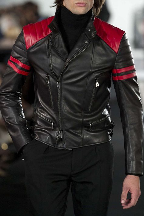 biker // Ralph Lauren SS 2018 #menswear #simplydapper #stylish Drawing Leather Jacket, Leather Jacket And Shorts, Biker Outfit Men, Jackets Drawing, Leather Jacket Outfit Winter, Winter Leather Jacket, Jacket Drawing, Jacket And Shorts, Short Leather Jacket