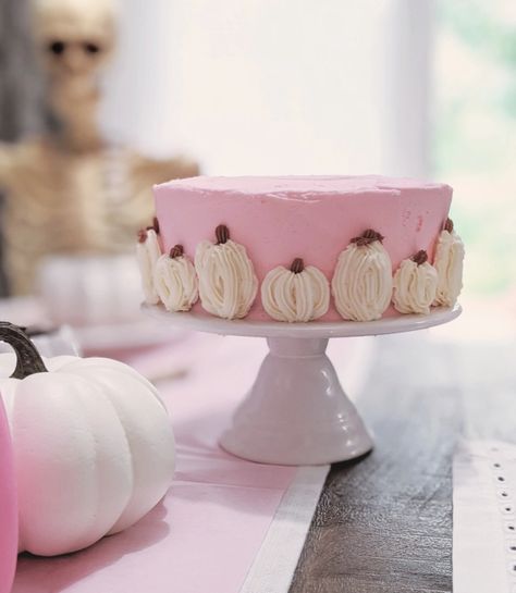 White Pumpkin Cake, Pink Pumpkin Party, Fall Birthday Cakes, Pink Pumpkin Baby Shower, Fall 1st Birthdays, Pink Baby Shower Cake, Pumpkin Birthday Parties, Traditional Halloween, Pumpkin 1st Birthdays