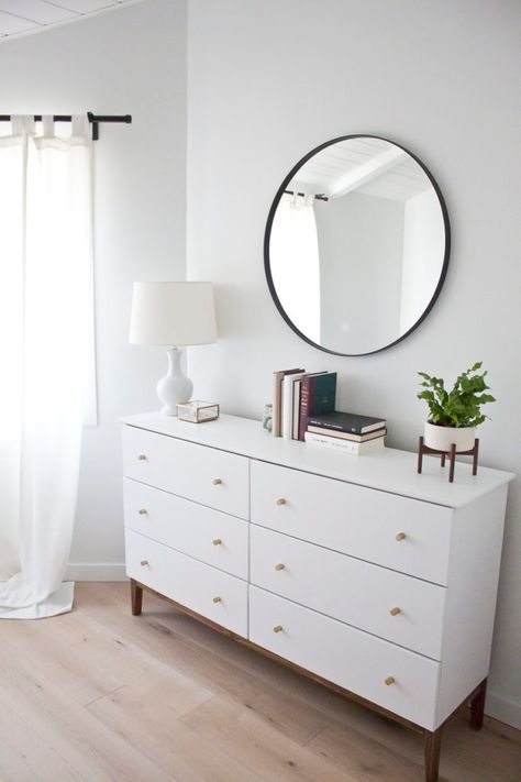 Modern White Dresser: A West Elm Inspired Ikea Hack - Kristina Lynne Bedroom Dresser Styling, Dresser Decor Bedroom, Ideas Ikea, White Dresser, Bedroom Dresser, Trendy Bedroom, Dresser Decor, Bedroom Dressers, Simple Bedroom