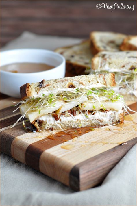 Crisp pears, sweet honey, and nutty pecans come together is this easy summer sandwich. Full of nutrition and great taste! Sprouts Sandwich, Sprout Sandwich, Pear Honey, Summer Sandwiches, Alfalfa Sprouts, Vegetarian Sandwich, Healthy Sandwiches, Simple Sandwiches, Summer Lunch