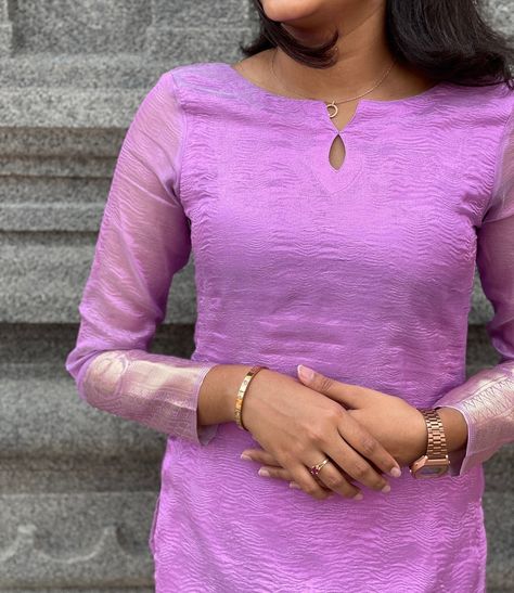 E- 1150 Cushed tissue kurti ,full sleeves with back rope (with lining) Sizes: XS to XL Mild soap handwash and steam ironing is recommended Dm for orders and price Colour may slightly vary due to lighting Model Size -Xs [kurti, festive, maxi, co ord, kurta sets, regular wear, casual wear, office wear, style, marriage] #kurti#casulakurti#dailywearkurti#smallbusiness#officewearkurti#officewearstyle#kurtisofeyal#festivekurtis#kurtidesign#kurtis #kurticollection#kurtifashion#kurtistyle#eyal... Full Hand Kurti Design, Full Sleeve Kurti, Dress Necks, Kurtis Design, Stylish Kurtis, Salwar Neck Designs, Stylish Kurtis Design, Desi Fashion Casual, Kurta Neck Design