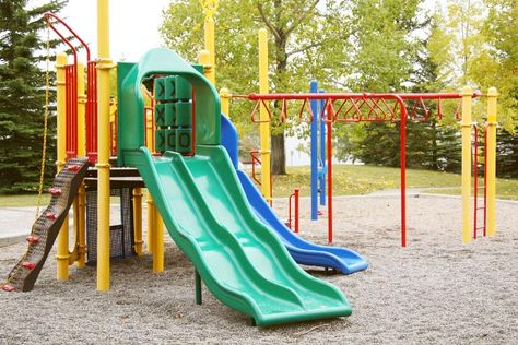 Simple learning: playground obstacle course - The Many Little Joys Rubber Tiles Playground, Playground Rules, Rubber Playground, Playground Slide, Commercial Playground Equipment, Making Inferences, Play Ground, Social Story, State Of Play