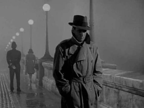 How to Develop Situational Awareness | The Art of Manliness Walter Pidgeon, Detective Movies, Noir Detective, جوني ديب, Situational Awareness, Detective Aesthetic, Joan Bennett, Jason Bourne, Bridget Bardot