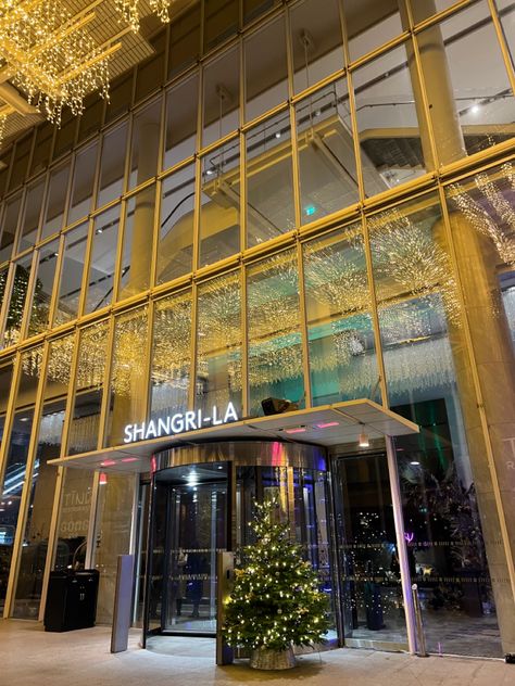 Luxury London hotel 5 star Shangri La Hotel London, Shangri La London, London Hotel, Shangri La Hotel, Virgin Atlantic, 5 Star Hotel, Luxury London, Private Jets, London Restaurants